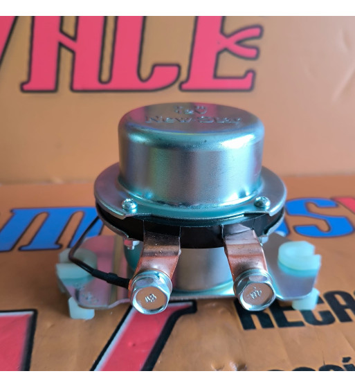 CONTACTOR - DESCONECTADOR DE BATERÍA PARA TAKEUCHI