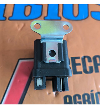 RELE DE CONTROL PARA TAKEUCHI, RELE TAKEUCHI Y11964677900, RELE TAKEUCHI 11964677900, 11964677900,Y11964677900, RELE TAKEUCHI 47