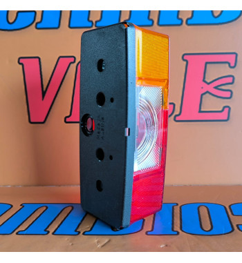 Faro trasero izquierdo Ausa Manitou 163783 311327000