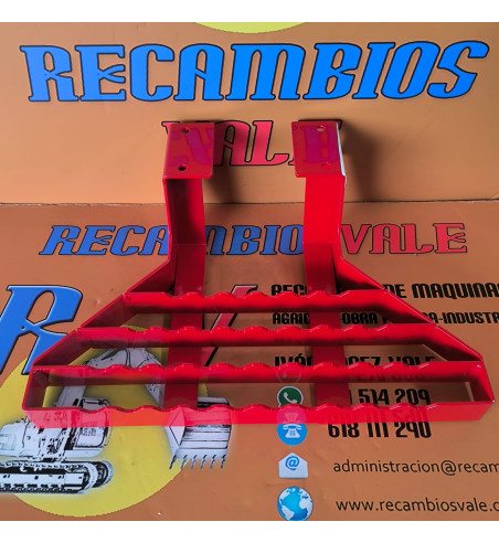 Peldaño inferior izquierdo AUSA 66.04155.00 acceso cabina