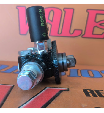 Bomba alimentación Kubota 1J80152030 sistema combustible