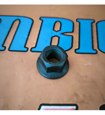 TUERCA N136601 gehl mustang