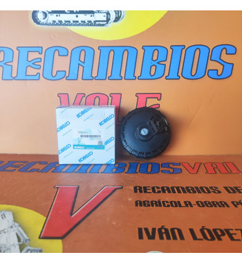 Tapón depósito combustible CASE Kobelco YN20P01626P1