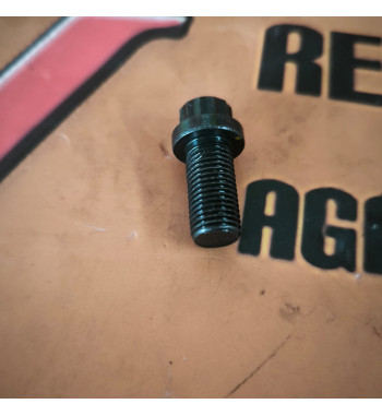 Tornillo JCB 82600892