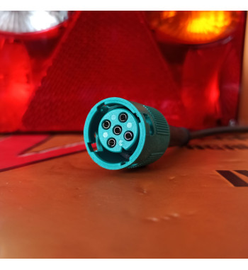LUZ TRASERA DERECHA - Ref. LA45029R