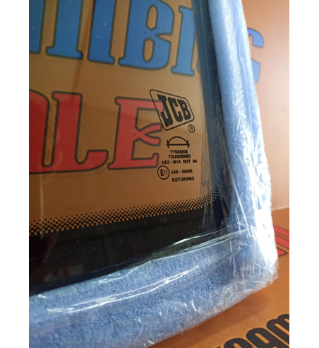 CRISTAL FRONTAL INFERIOR JCB PARA 3CX